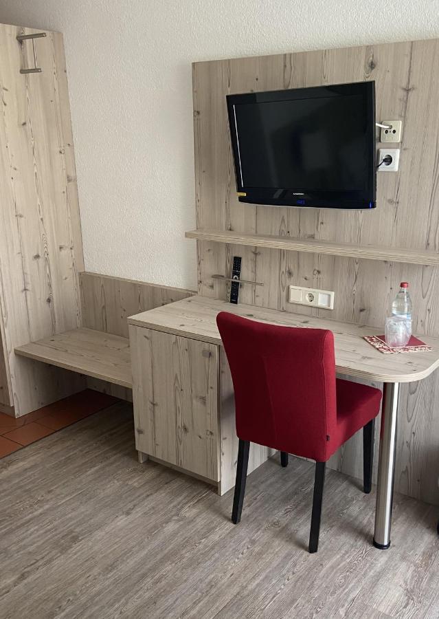 Landgasthaus Zollerstuben Берматинген Экстерьер фото
