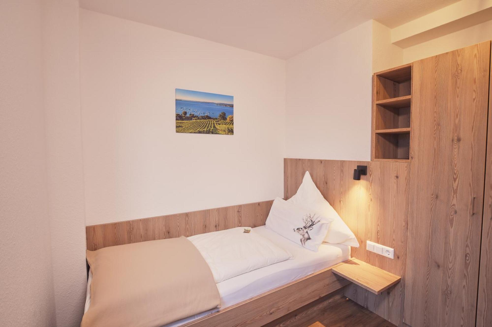 Landgasthaus Zollerstuben Берматинген Экстерьер фото